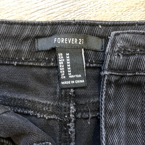 Black Jean skirt - Picture 3 of 3